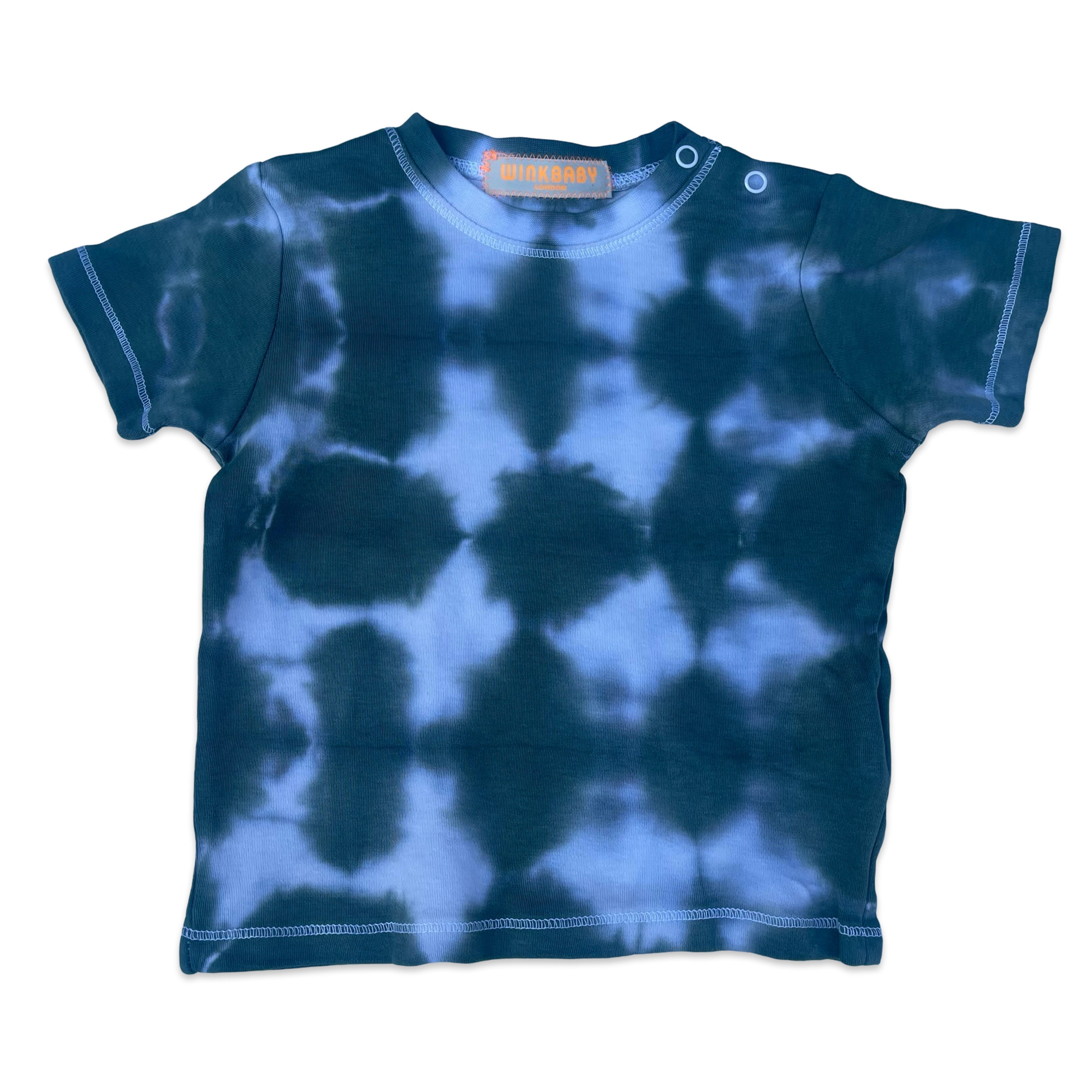 t-shirts and tops