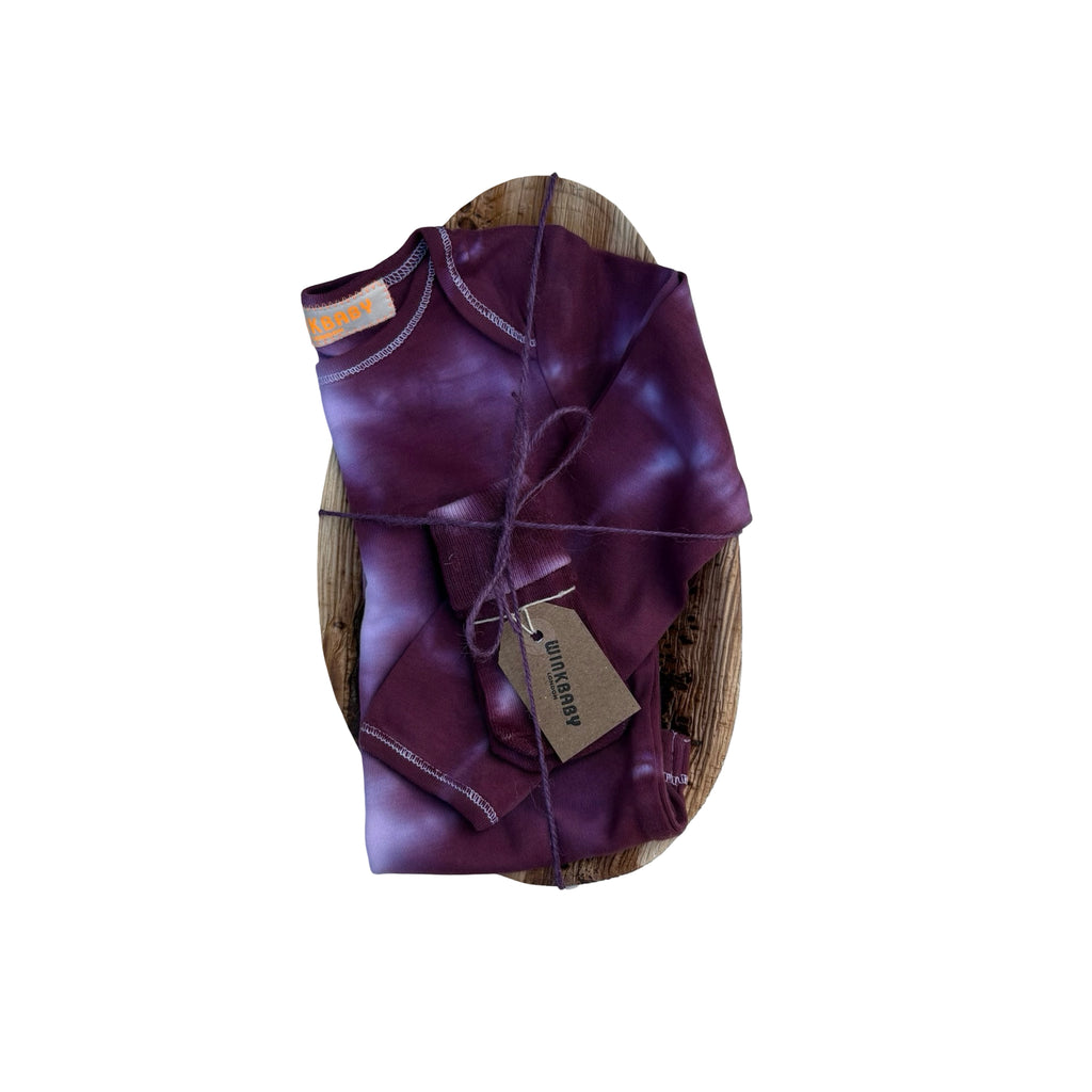 bodysuit and sock combo giftset