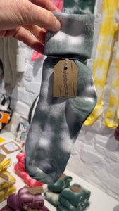 adult tie-dye socks