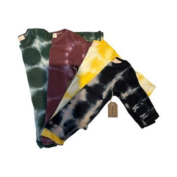 long sleeve tie-dyed baby bodysuit