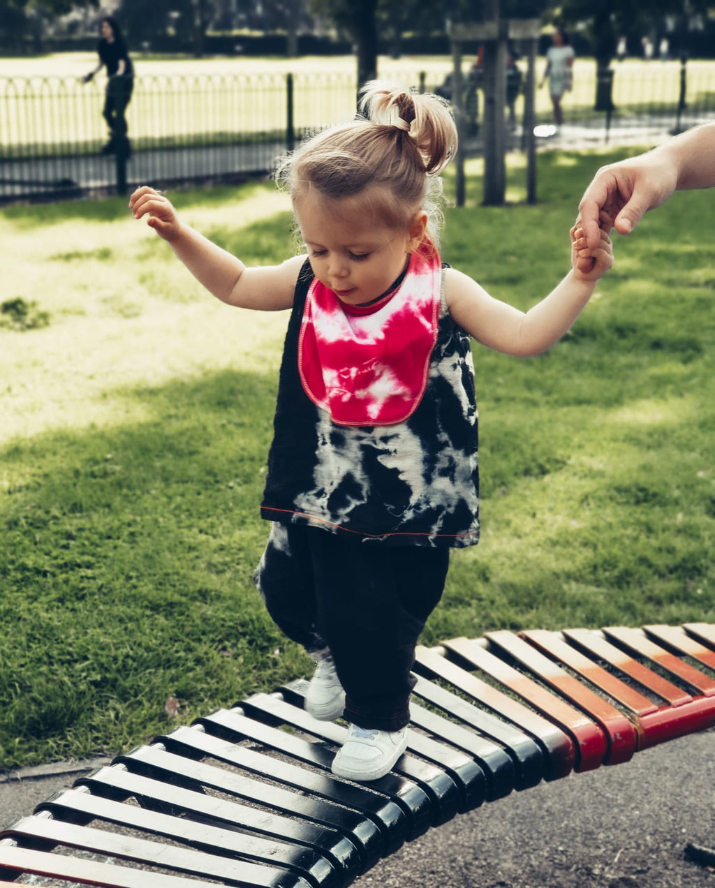 organic cotton tie dye bib