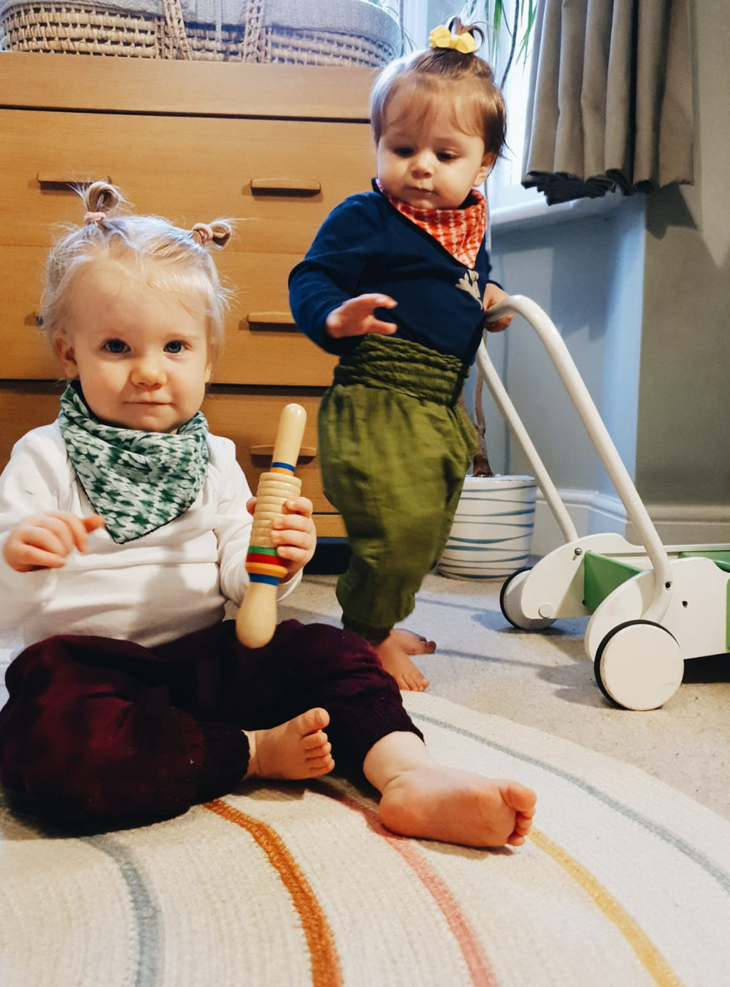 shibori bibdana dribble bib